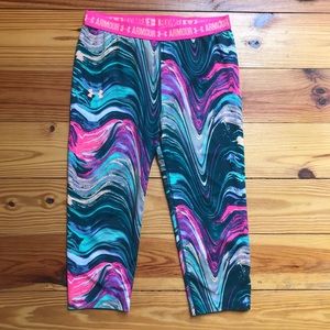 Under Armour Marble Capris Leggings, EUC, M